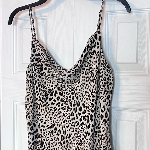 ASTR The Label Leopard Print Bodysuit Top Size Medium - Picture 3 of 11